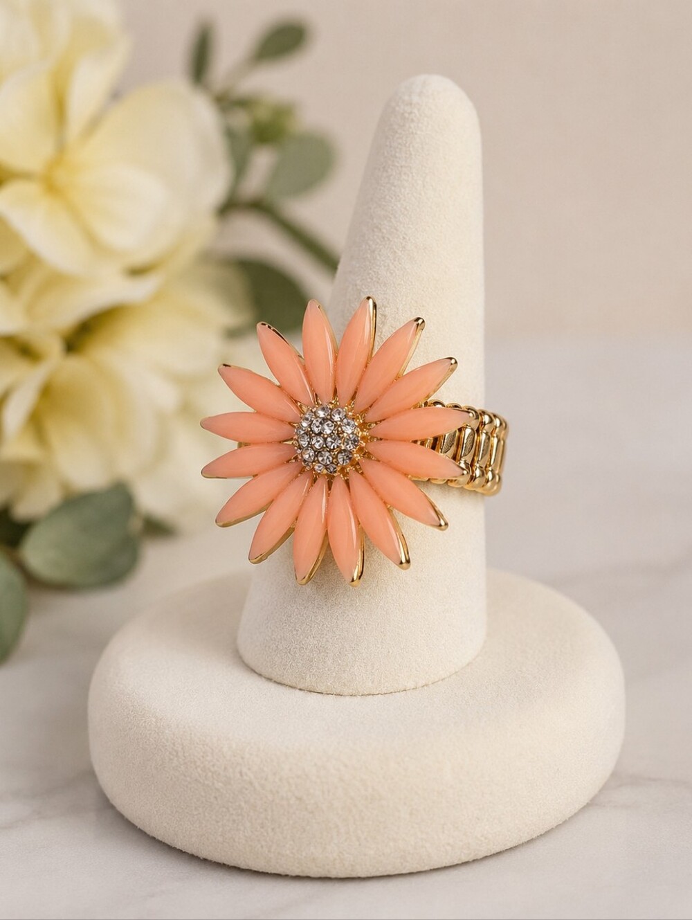 Peach Daisy Stretch Ring Adjustable Gold Tone Rhinestone Floral Statement Ring
